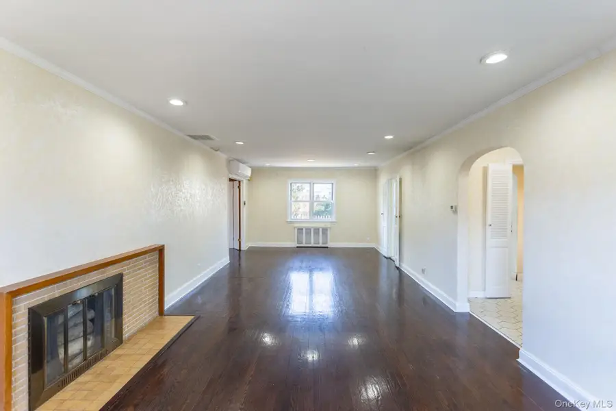 85-32 213th Street, Hollis Hills, NY 11427 - #3