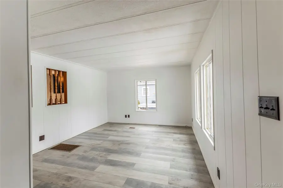 525 Riverleigh Avenue #P3, Riverhead, NY 11901 - #3