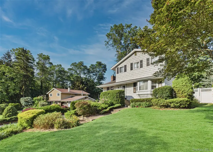 5 Gristmill Drive, Kings Park, NY 11754 - #3