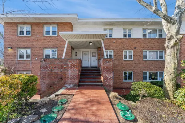 200 South Middle Neck Road #F6, Great Neck, NY 11021