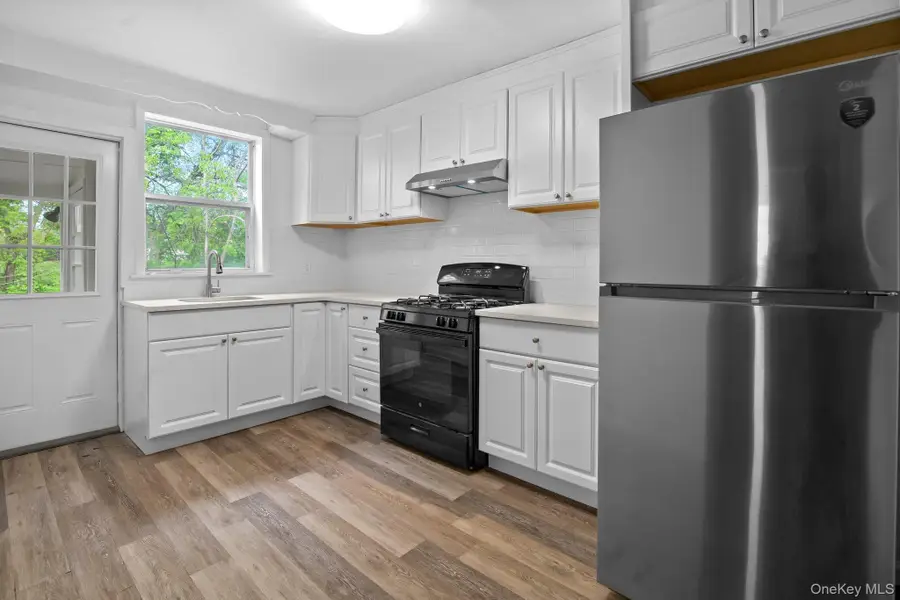 15 Vernon Terrace, Poughkeepsie, NY 12601 - #3