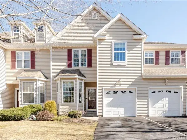 29 Snowdance Lane, Nesconset, NY 11767