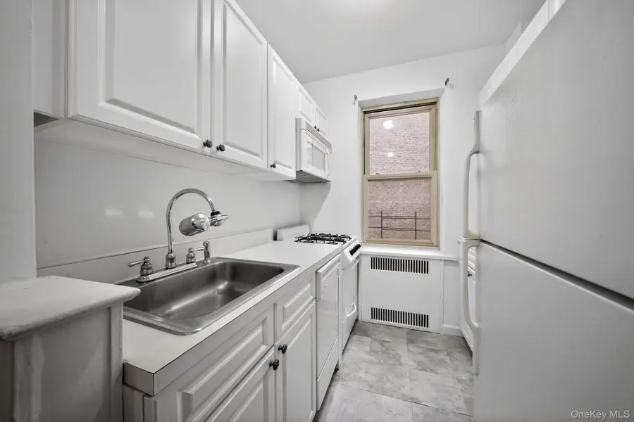 2190 Boston Road #4E, Bronx, NY 10462 - #3