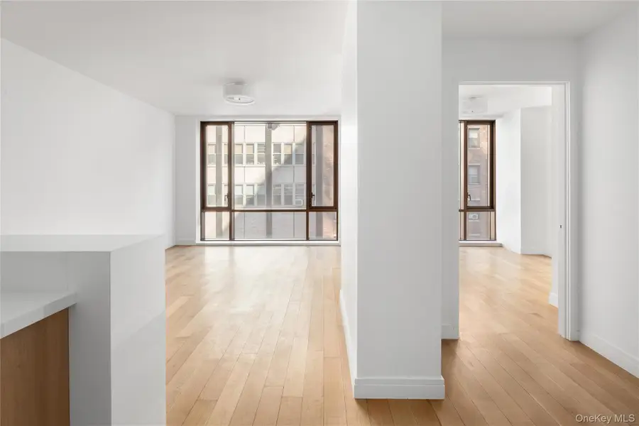 230 E 20th Street #Apt 52, Manhattan, NY 10003 - #2