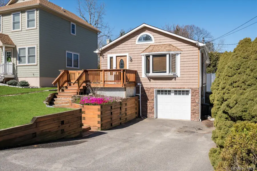 126 Walnut Road, Kings Park, NY 11754 - #2