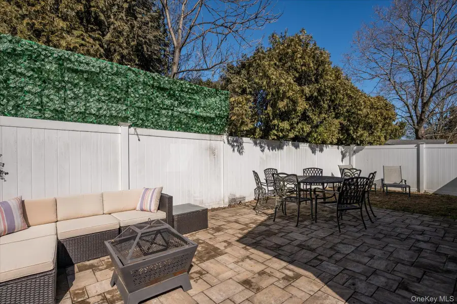 126 Walnut Road, Kings Park, NY 11754 - #3