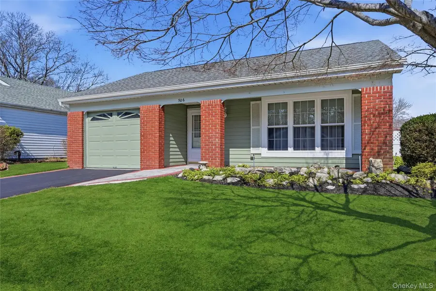 506 Lancaster Court, Ridge, NY 11961 - #2