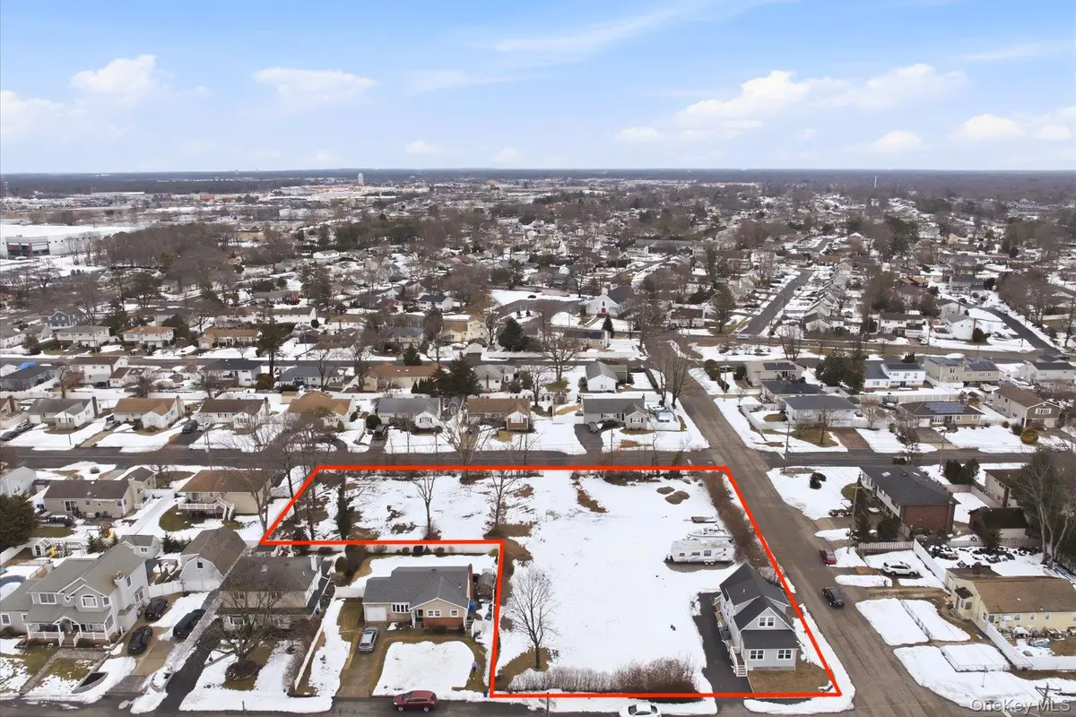 35 Weston Avenue, Deer Park, NY 11729 - #1