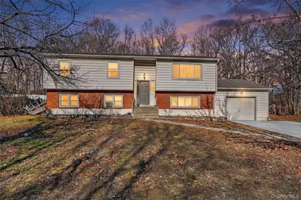 129 Vails Gate Heights Drive, New Windsor, NY 12553