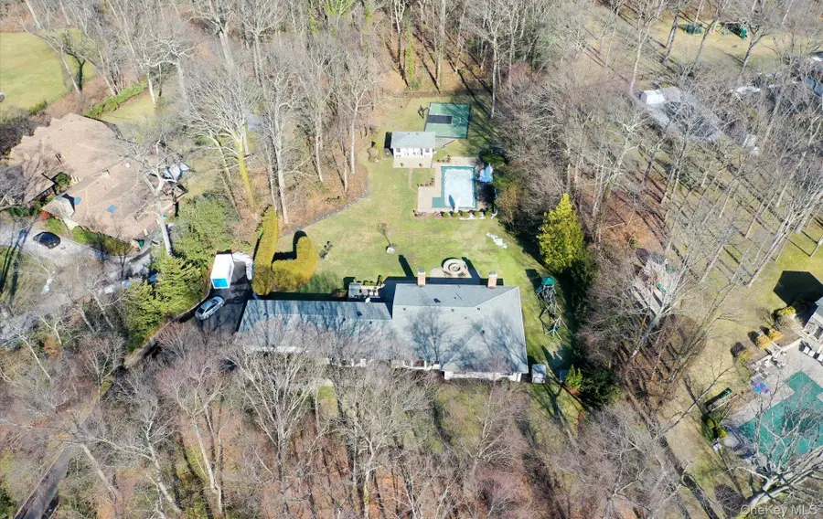 15 Tiber Road, Syosset, NY 11791 - #2