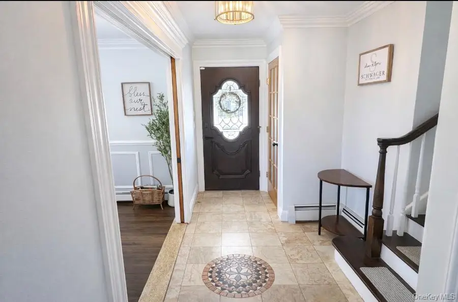 39 West Lane, Bay Shore, NY 11706 - #3