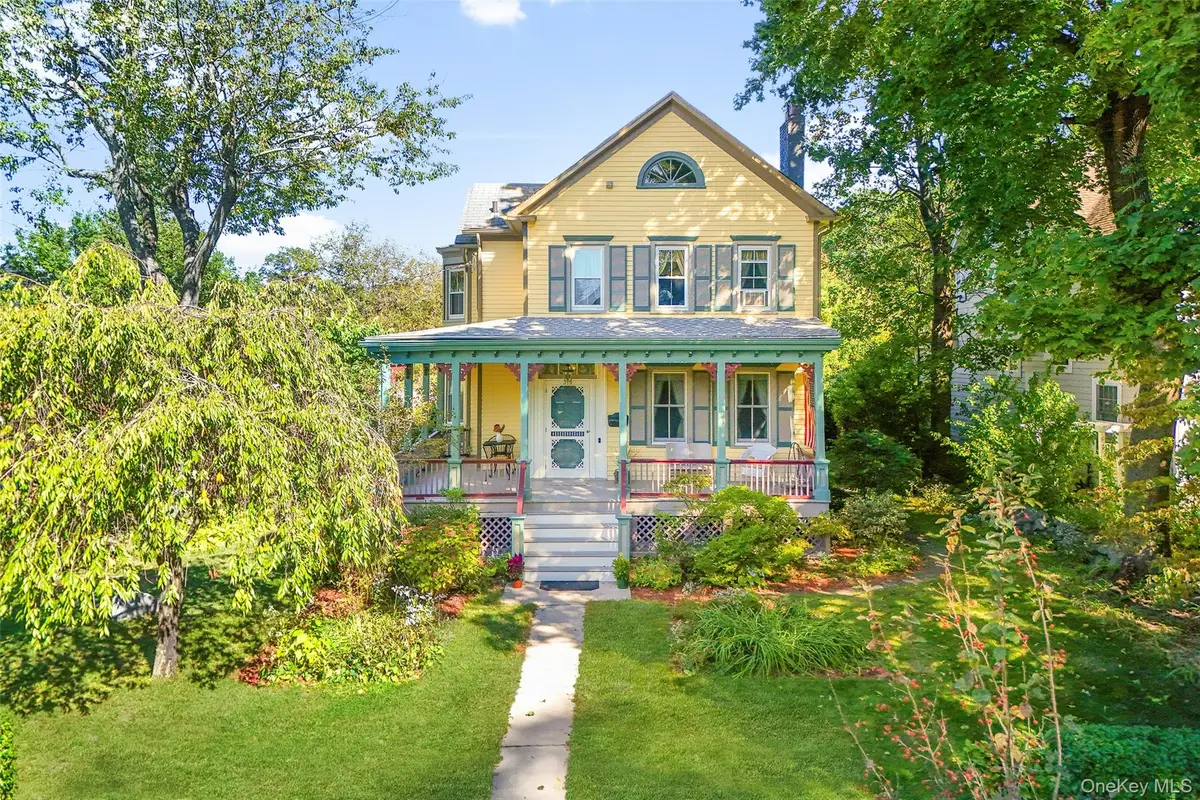 319 Melbourne Avenue, Mamaroneck, NY 10543 - #1