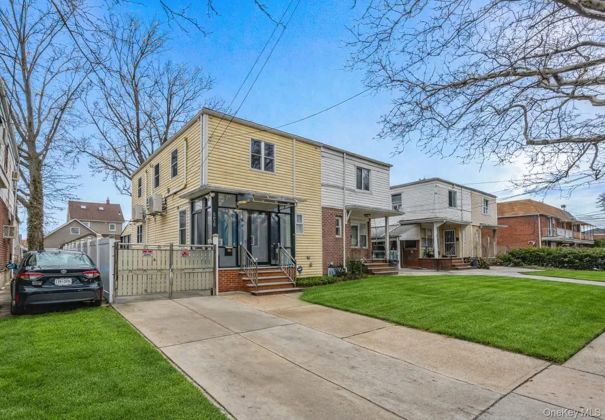 5020 Clearview Expressway, Oakland Gardens, NY 11364 - #1