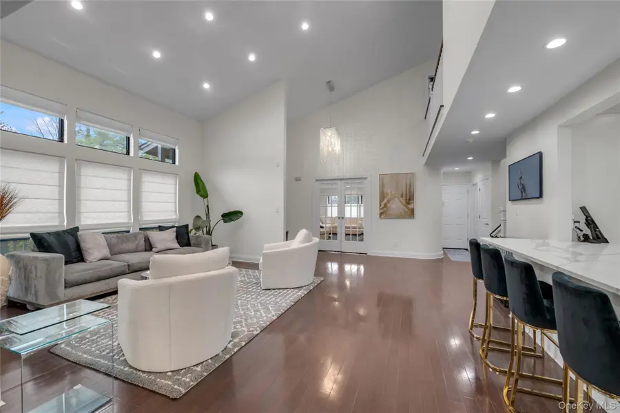 51 Foxwood Drive #51, Jericho, NY 11753 - #2