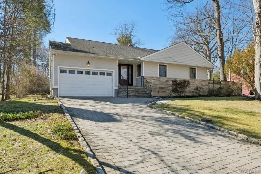 6 Saint George Road, Great Neck, NY 11021 - #2