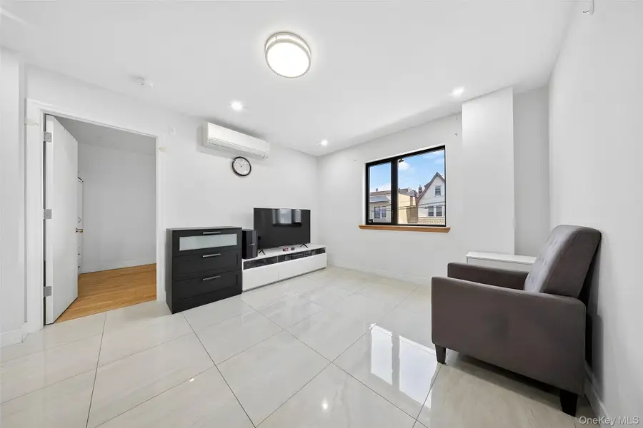 14538 34th Avenue #2E, Flushing, NY 11354 - #2