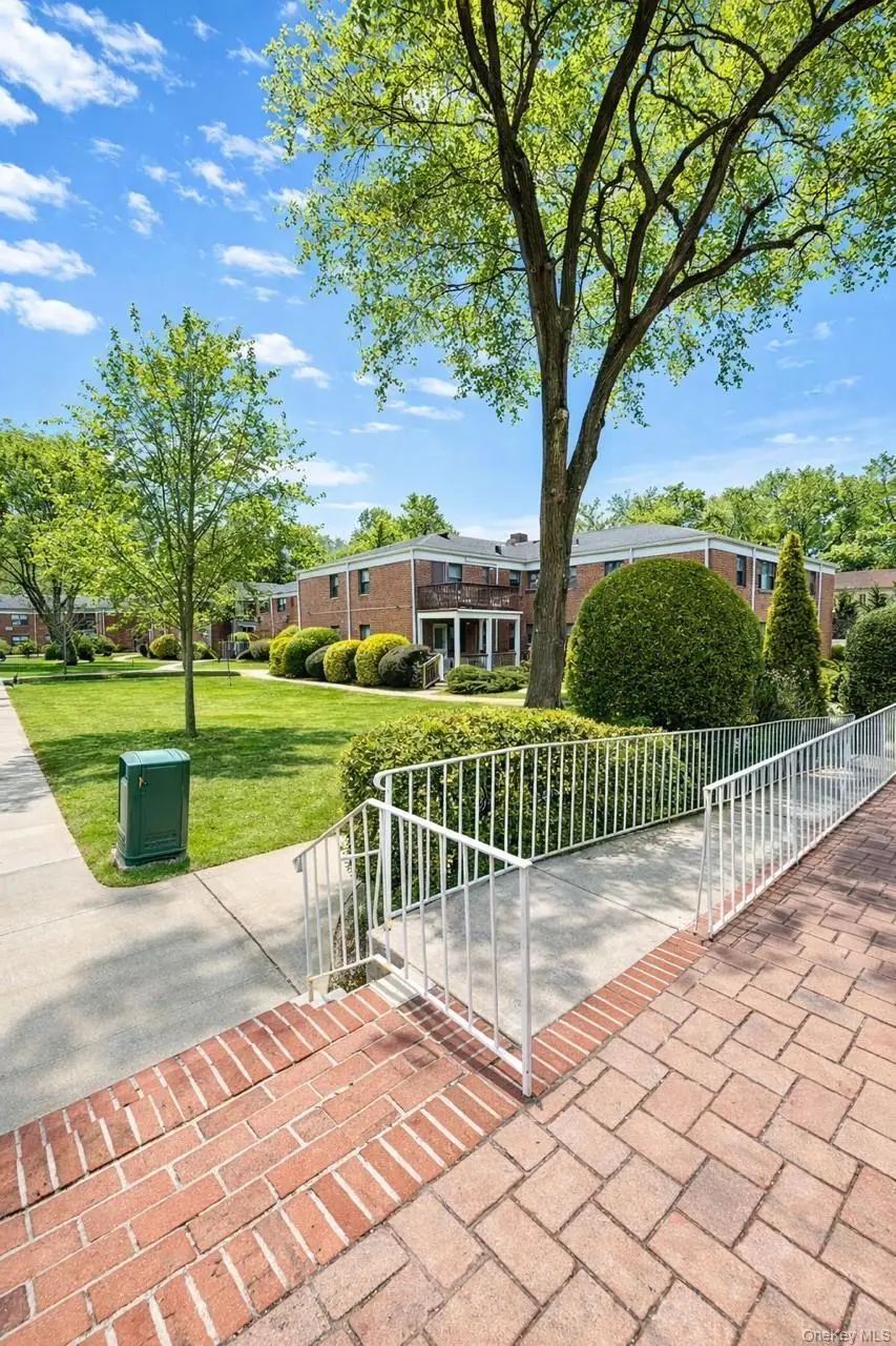 1203 E Broadway E Broadway #G-11, Hewlett, NY 11557 - #3