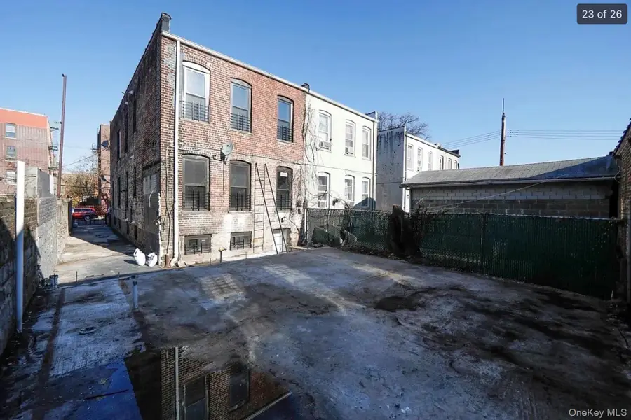 662 Riverdale Avenue, Brooklyn, NY 11207 - #2