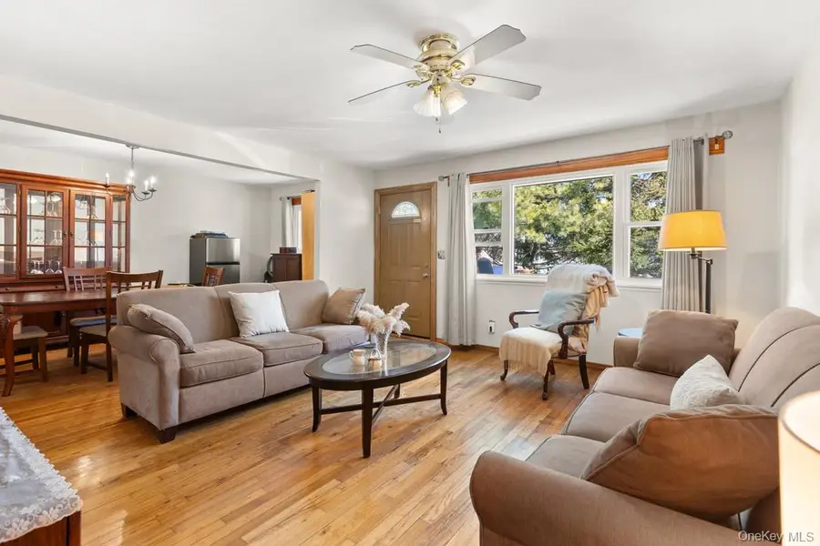 259 Waldo Street, Copiague, NY 11726 - #3