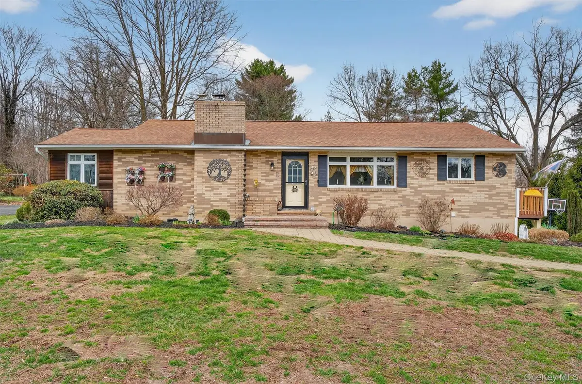 108 Williamsburg Court, Balmville, NY 12550 - #1