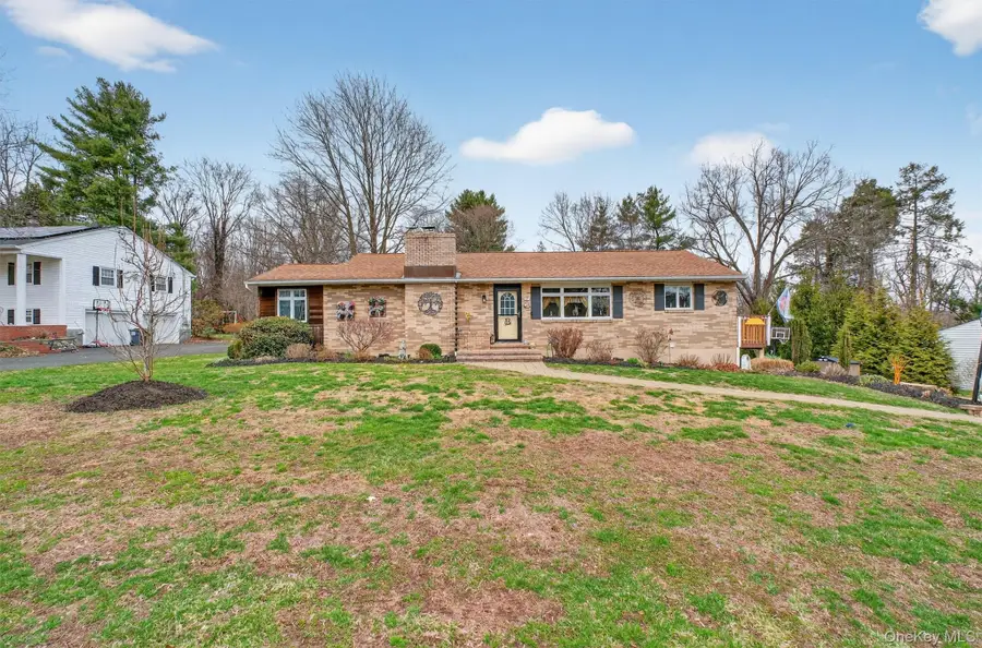 108 Williamsburg Court, Balmville, NY 12550 - #2