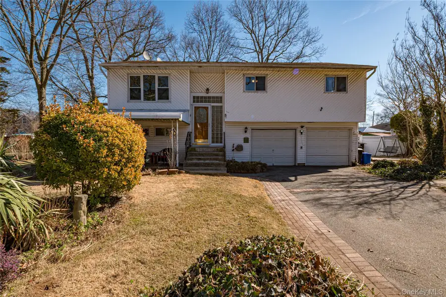 57 Rockland Avenue, West Babylon, NY 11704 - #2