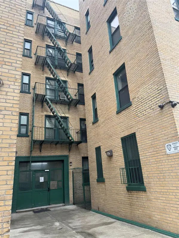 530 E 159th Street #38, Bronx, NY 10451