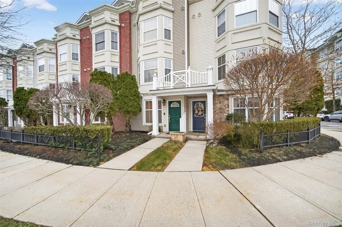 3 Harbor Pointe Drive, Haverstraw, NY 10927 - #1