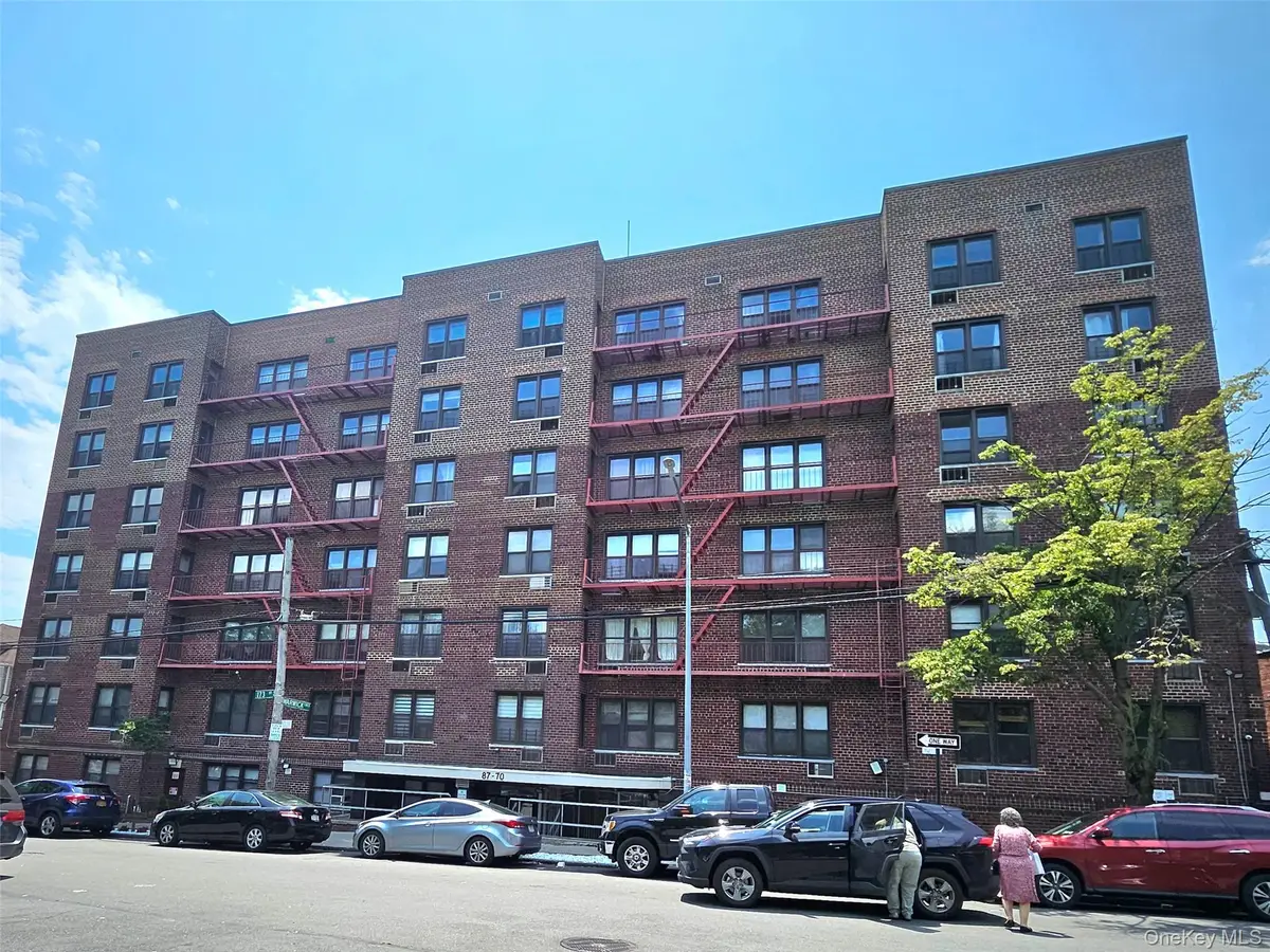 87-70 173 Street #4D, Jamaica, NY 11432 - #1