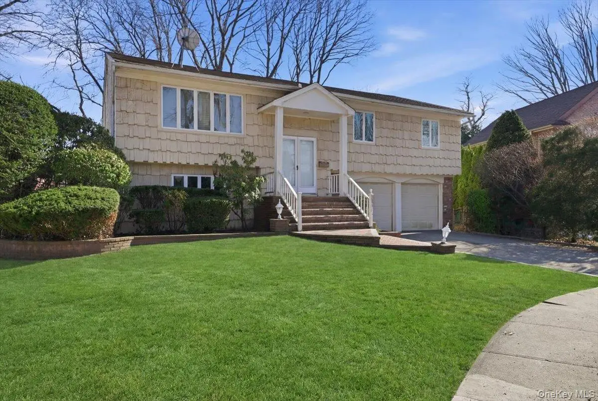 881 Buckley Place, Westbury, NY 11590 - #1