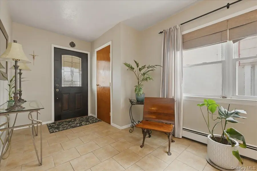 25 Gleaner Lane, Levittown, NY 11756 - #3