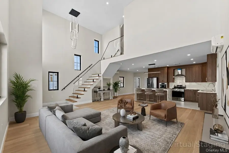 75-31 175th Street, Fresh Meadows, NY 11366 - #2