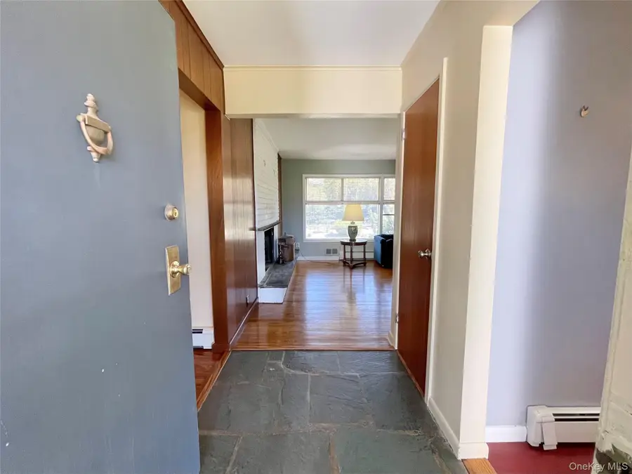 48 Old Town Lane, Huntington, NY 11743 - #2