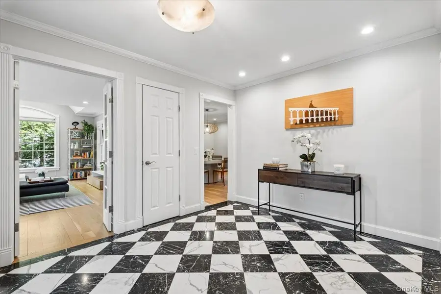 73 Huntington Road, Scarsdale, NY 10583 - #2