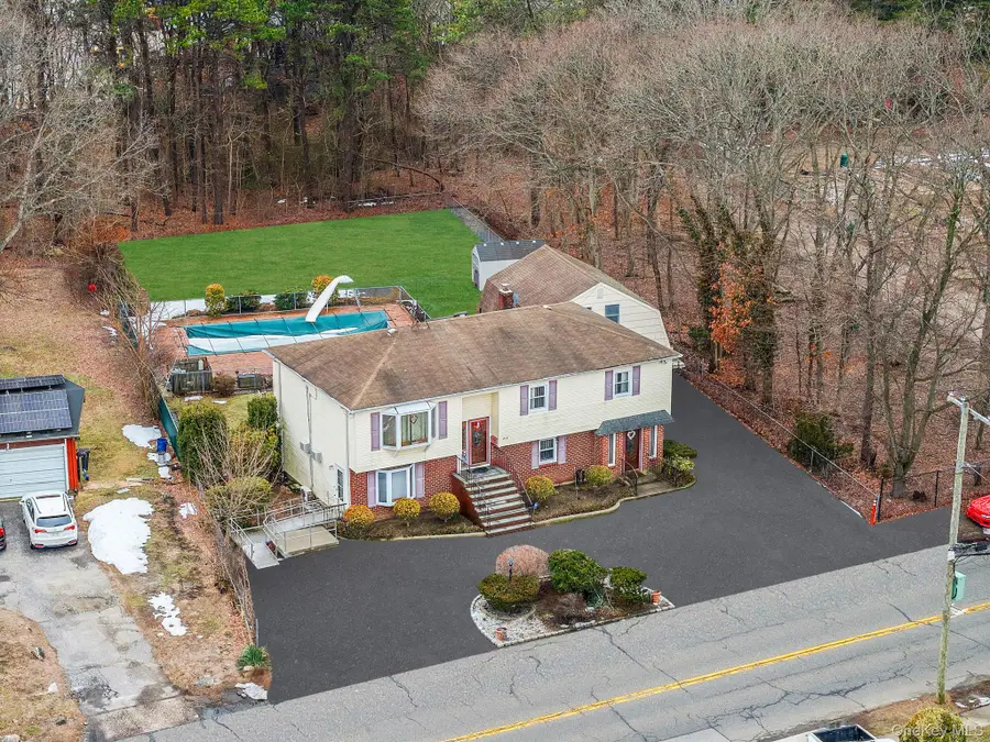 818 Nicolls Road, Deer Park, NY 11729 - #3