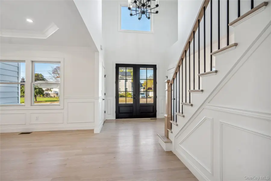 27B Belmont Circle, Syosset, NY 11791 - #2