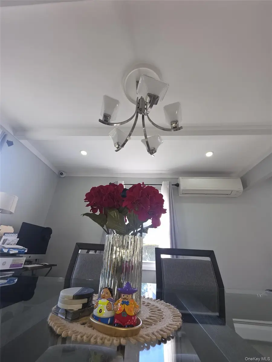 13 Peachtree Lane, Levittown, NY 11756 - #2