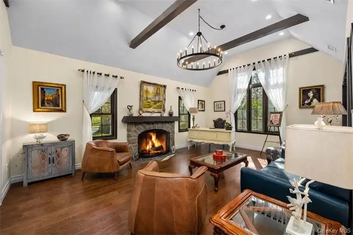 45 Tain Drive, Great Neck, NY 11021 - #3