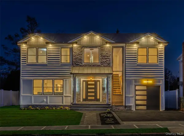 2570 Aster Place S, Westbury, NY 11590