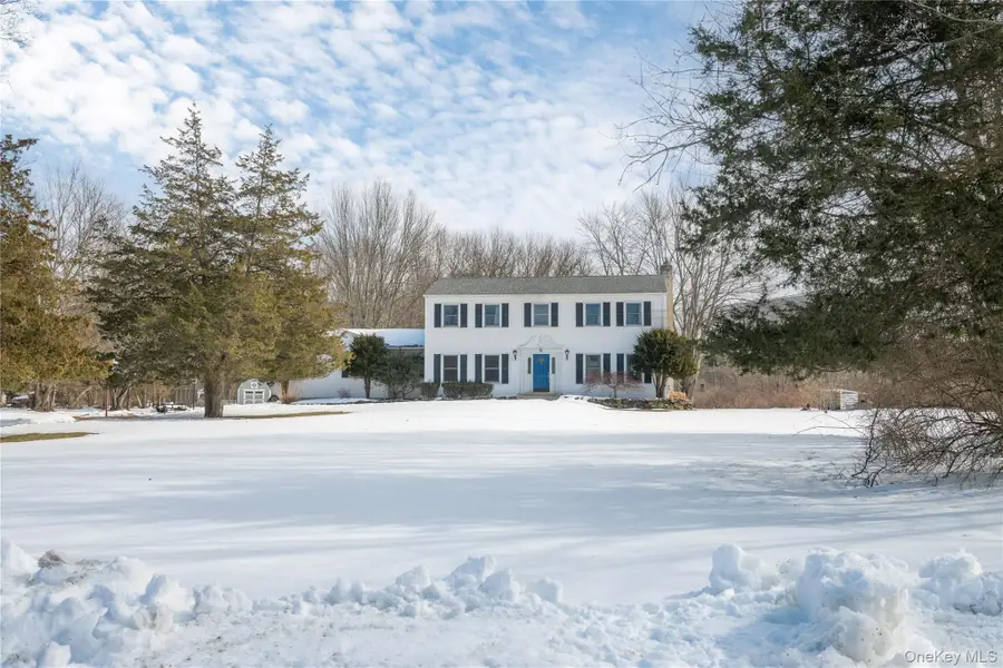 6 Eisenhower Court, Hopewell Junction, NY 12533 - #2