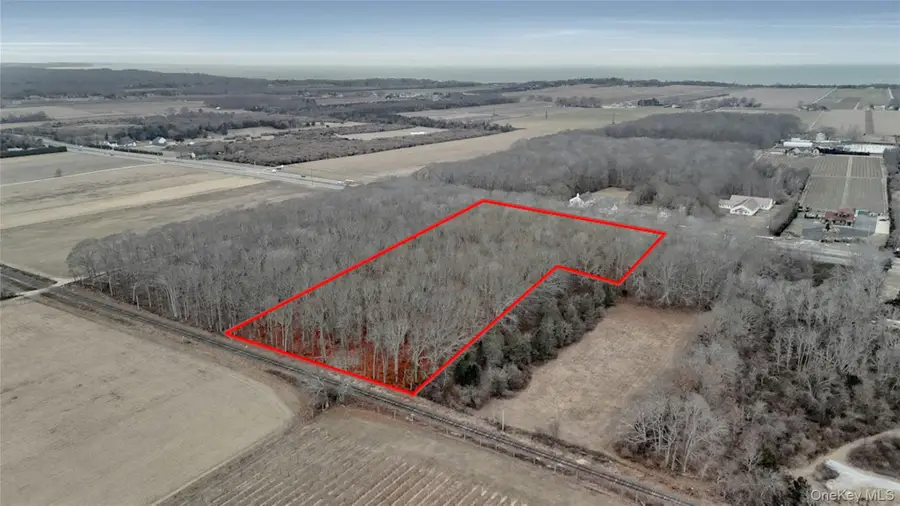 15690 County Road 48, Cutchogue, NY 11935 - #2