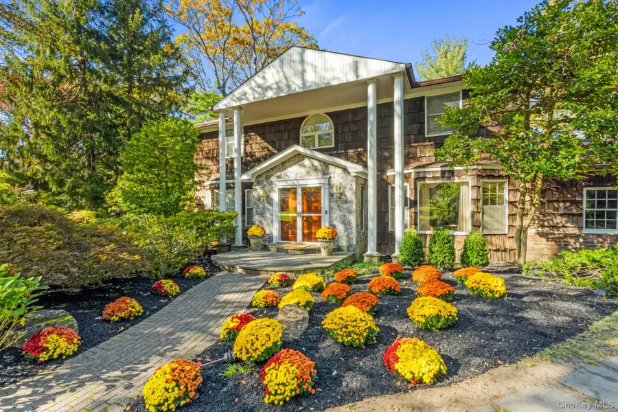 29 Winter Lane, Dix Hills, NY 11746 - #2