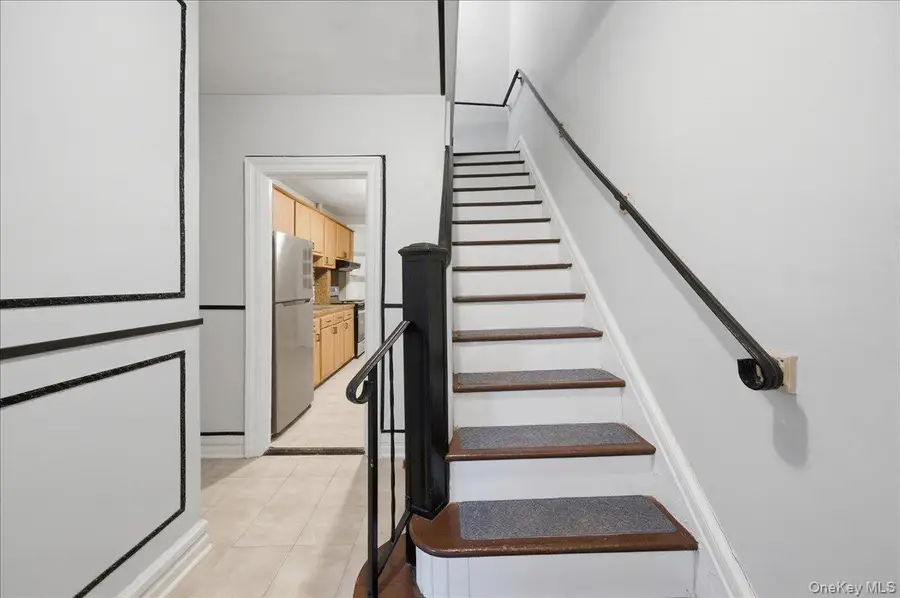 2712 Holland Avenue, Bronx, NY 10467 - #2