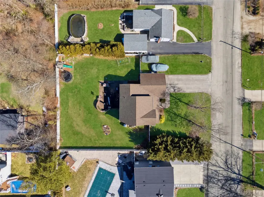 63 Pinedale Avenue, Farmingville, NY 11738 - #3