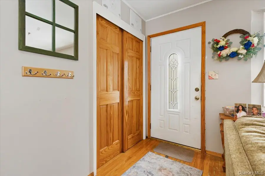 30 Middle Drive, Huntington, NY 11743 - #2