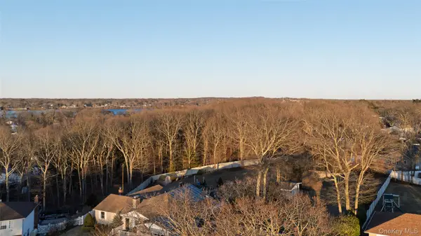 Cherokee Street, Ronkonkoma, NY 11779