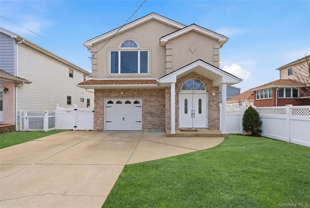 1100 Jefferson Place, Baldwin, NY 11510 - #1