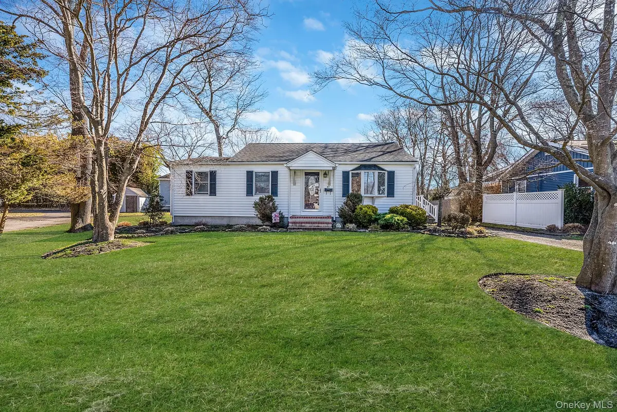 47 Thorburn Avenue, Patchogue, NY 11772 - #1