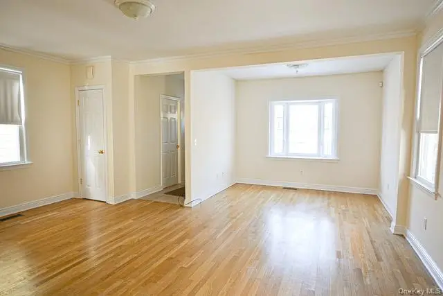 26 Saint Pauls Place, New Rochelle, NY 10801 - #3