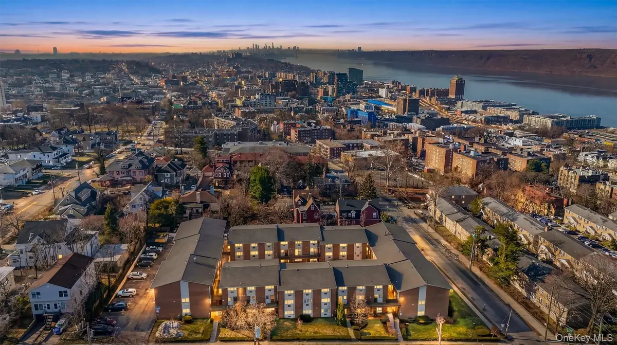 150 Glenwood Avenue #F5, Yonkers, NY 10703 - #1